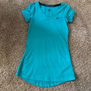 Nike pro fitted tee